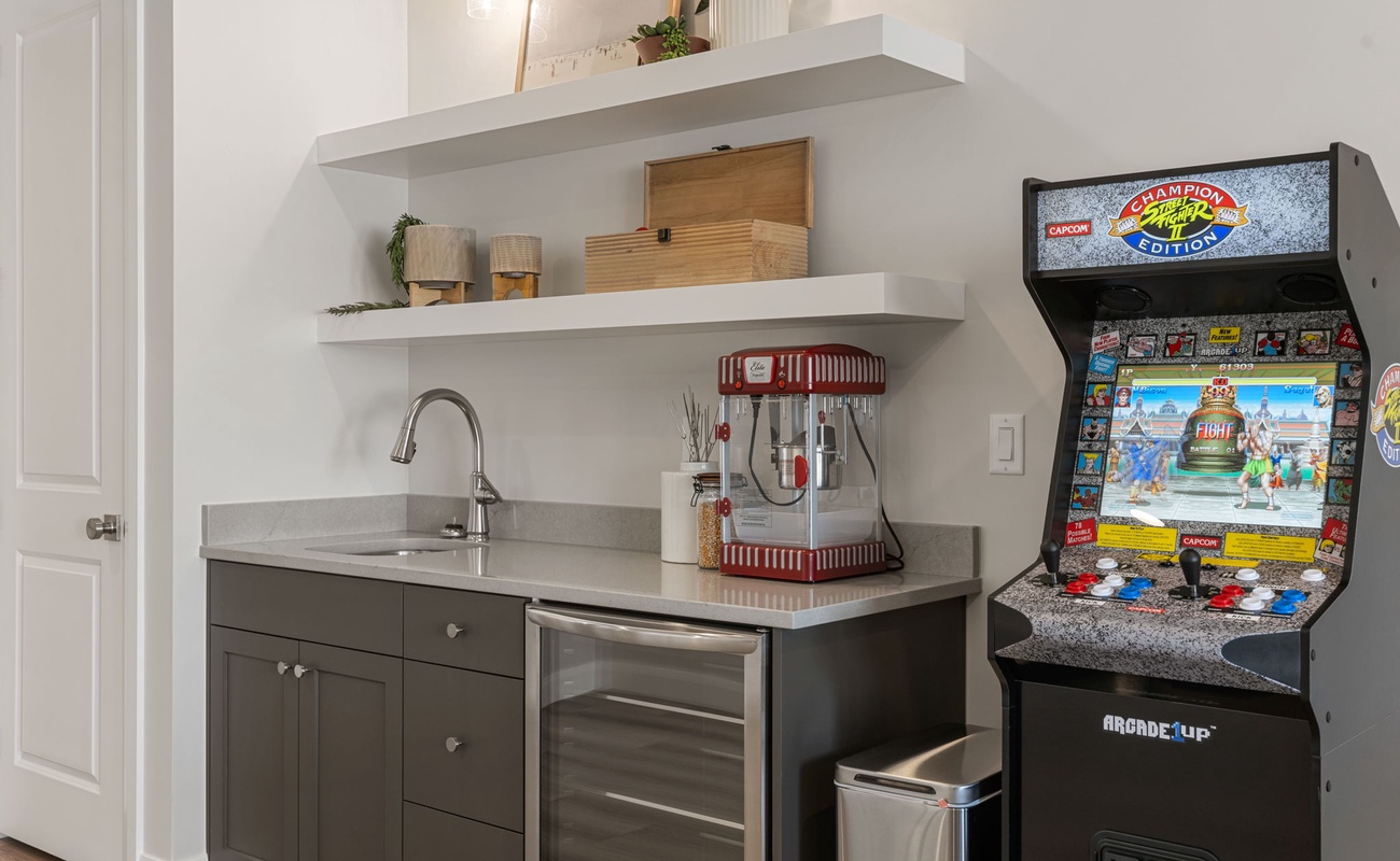 3rd Floor Family Room