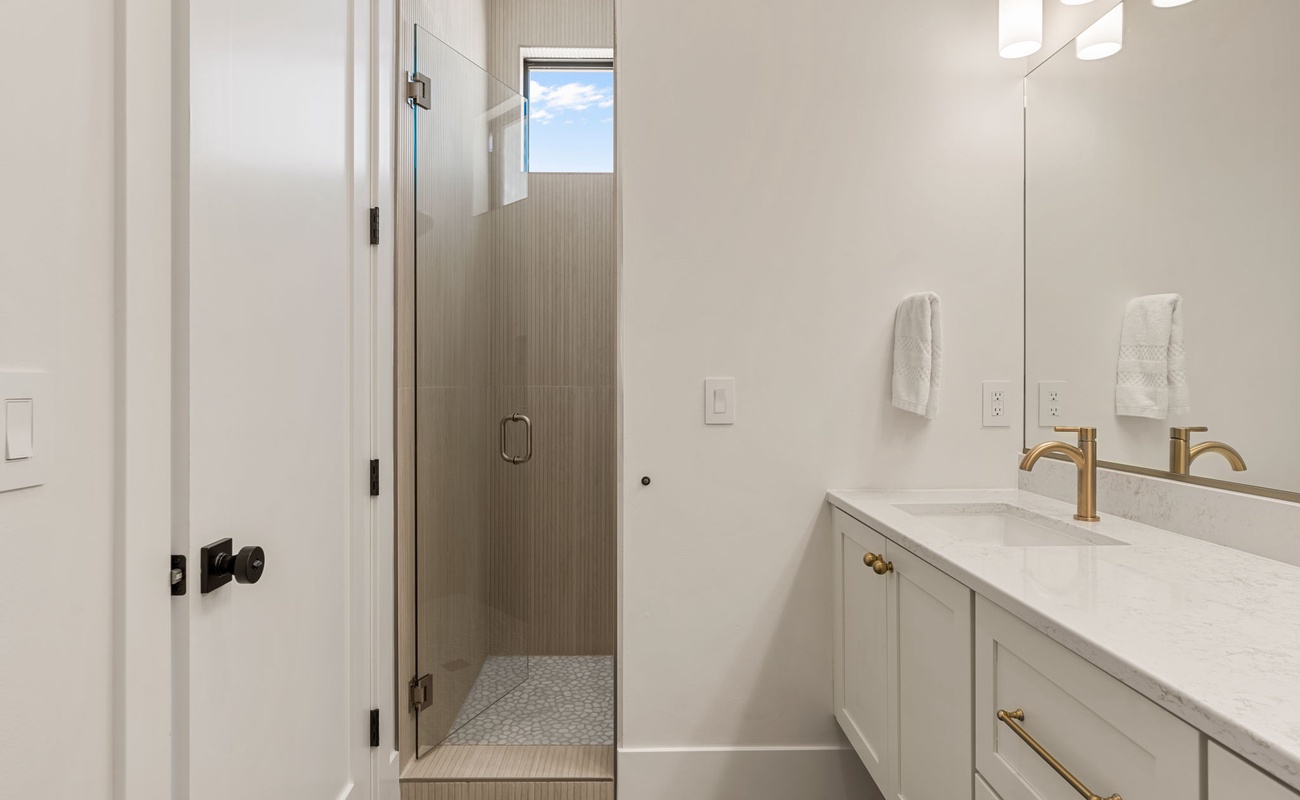 Unit C - Bathroom