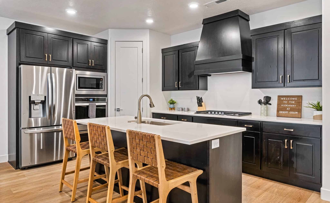Fully Stocked Kitchen