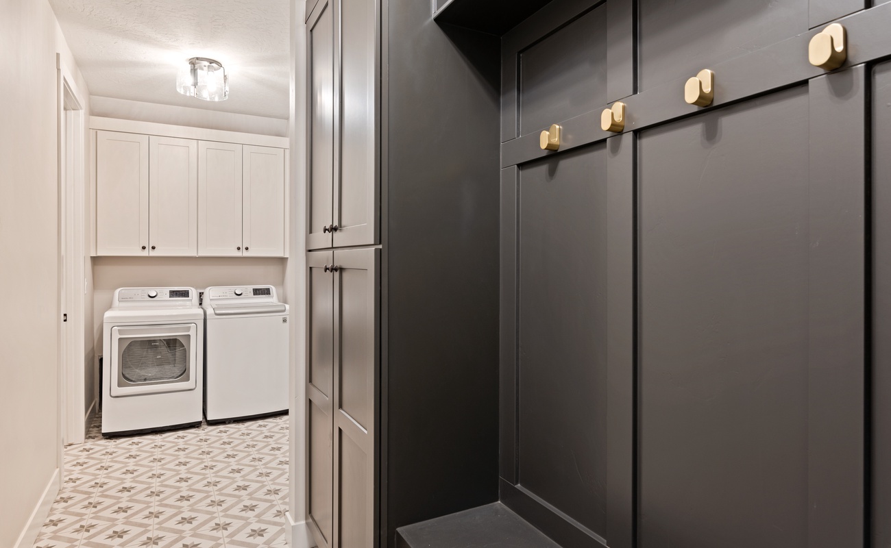 House 1: Laundry Room