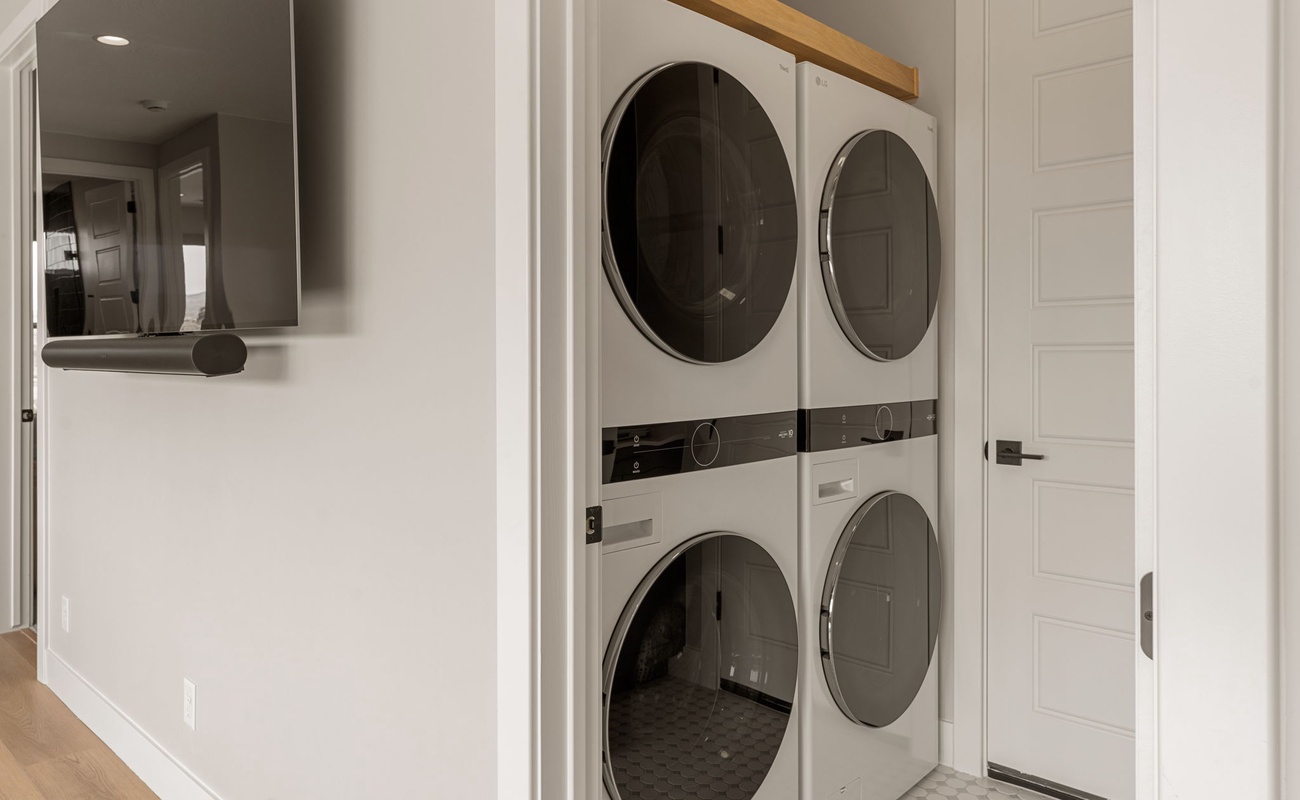 Double Washer + Dryer