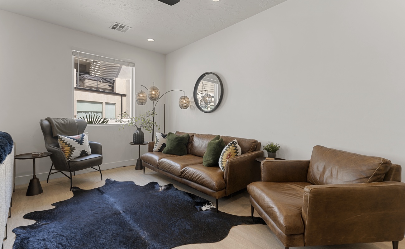 Sitting Area Main Floor