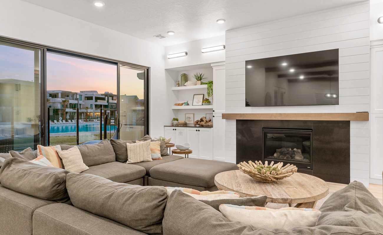 Living Area with Lagoon Front Views
