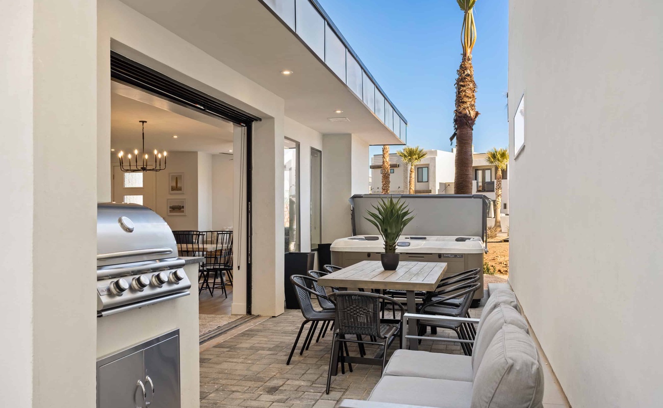 Private Outside Patio