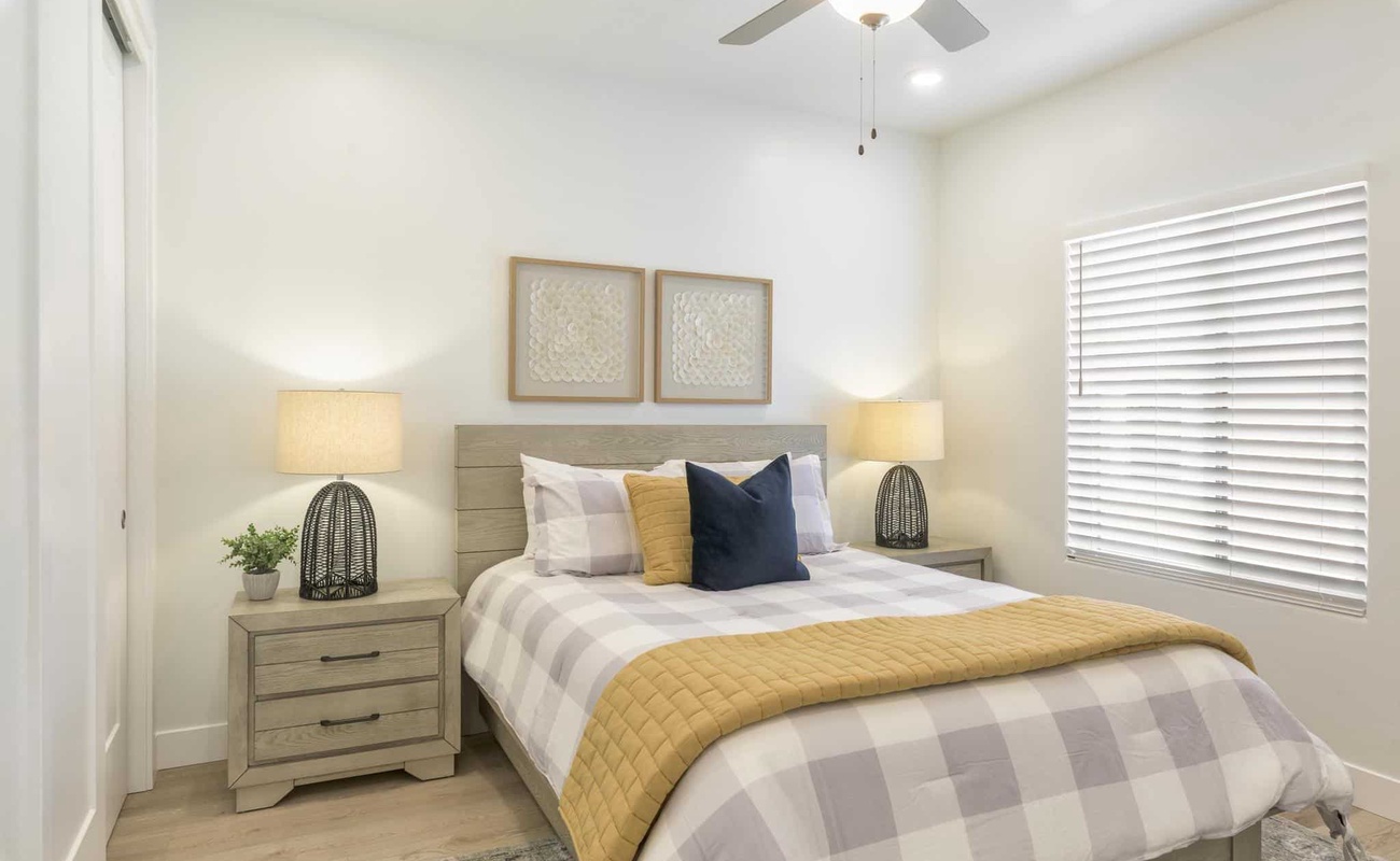 Queen Bedroom