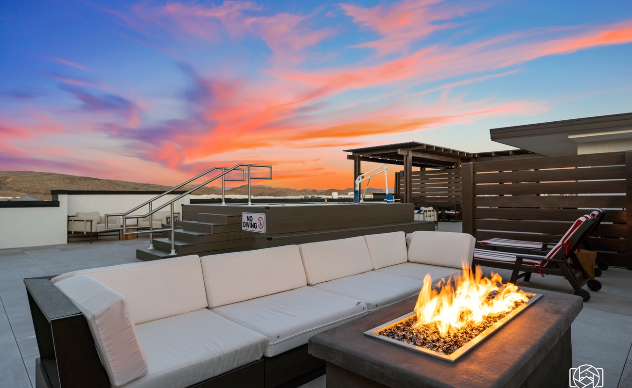 Promenade Sky Deck at Sunset
