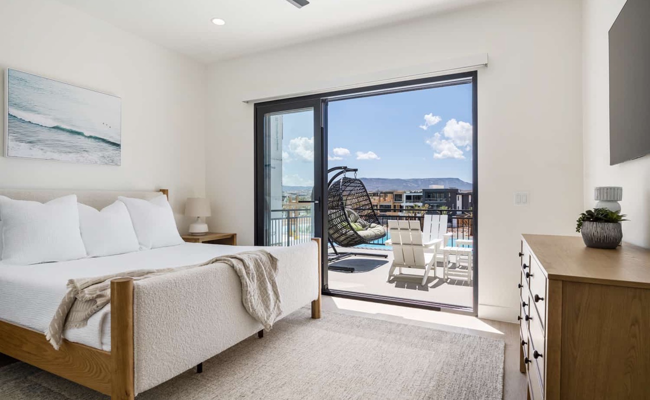 King Bedroom with Balcony