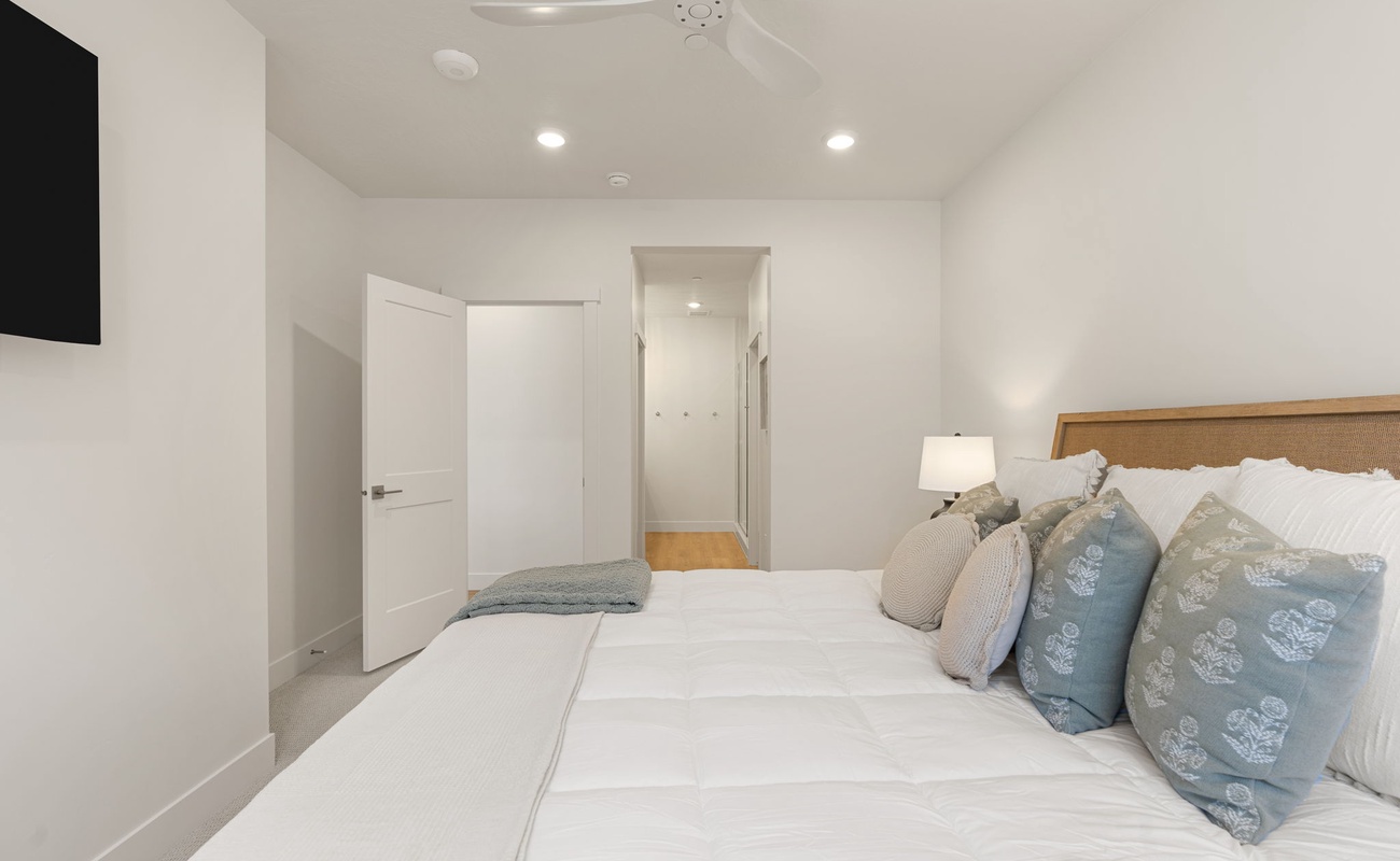 King Bedroom