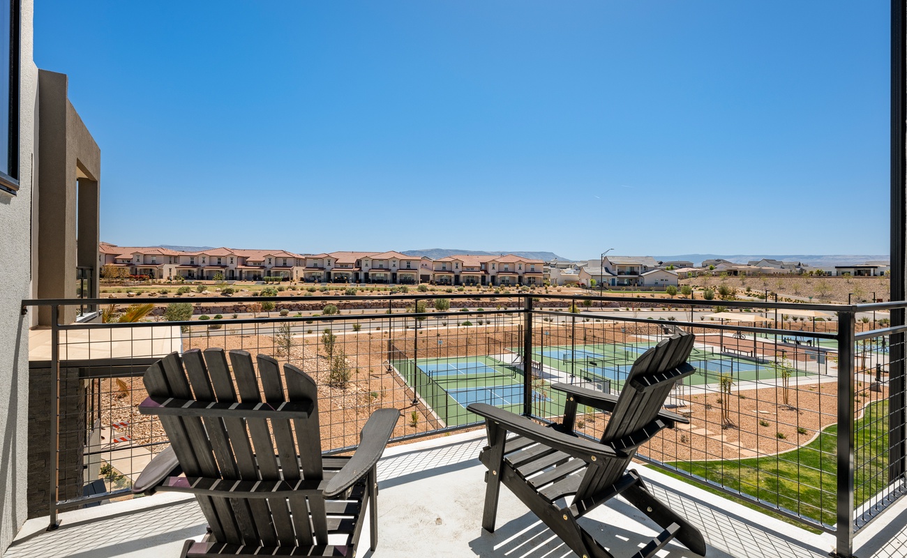 Deck - Pickleball Courts