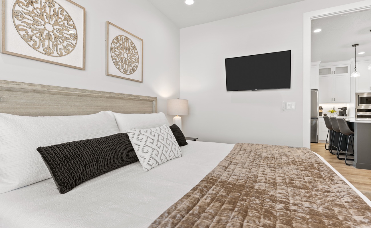 Level 1 Master Bedroom