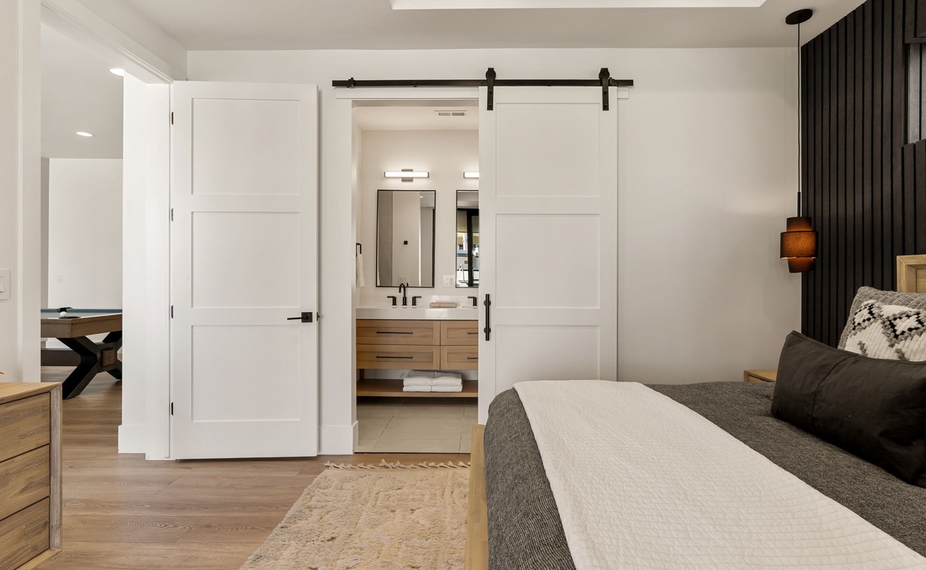 King Bedroom
