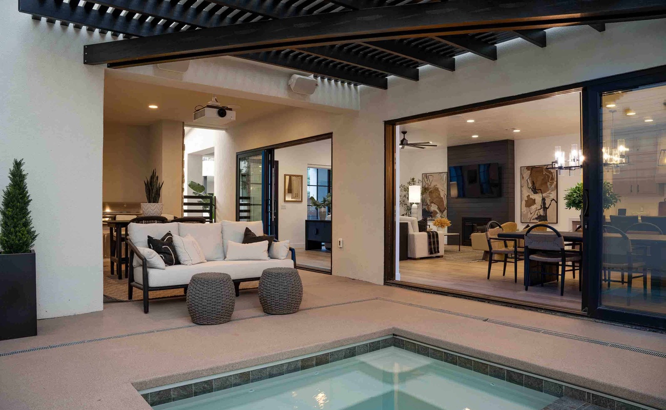 Private Hot Tub and Outdoor Seating