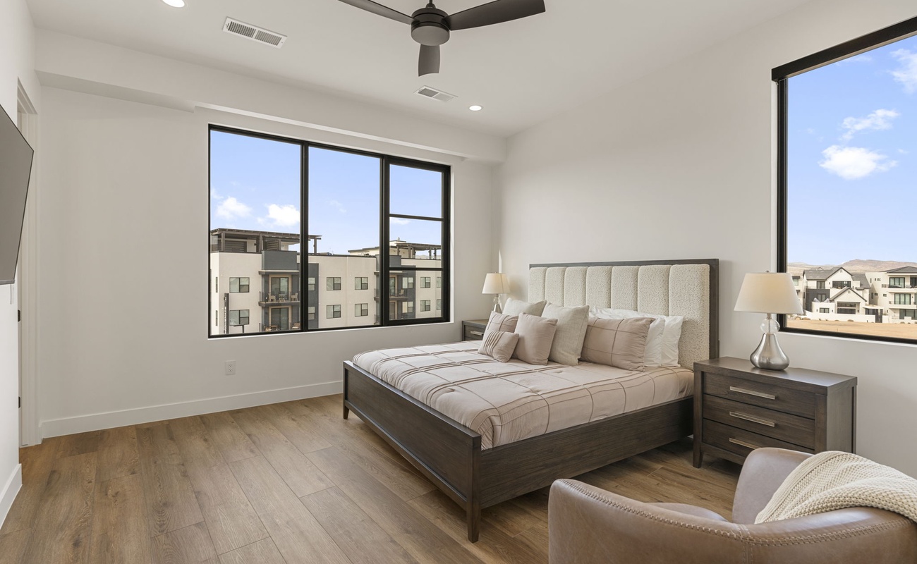Unit C - King Bedroom