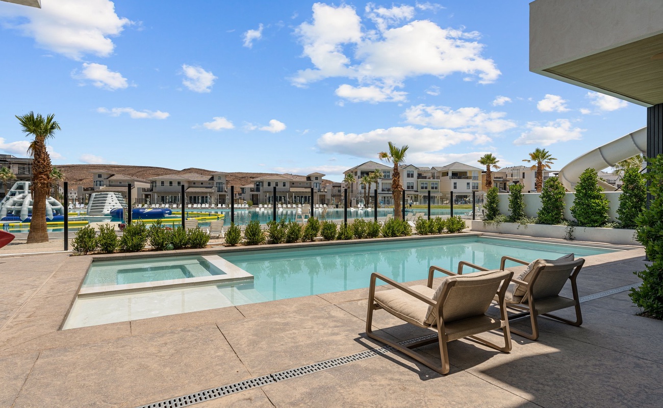 Private Pool + Hot Tub