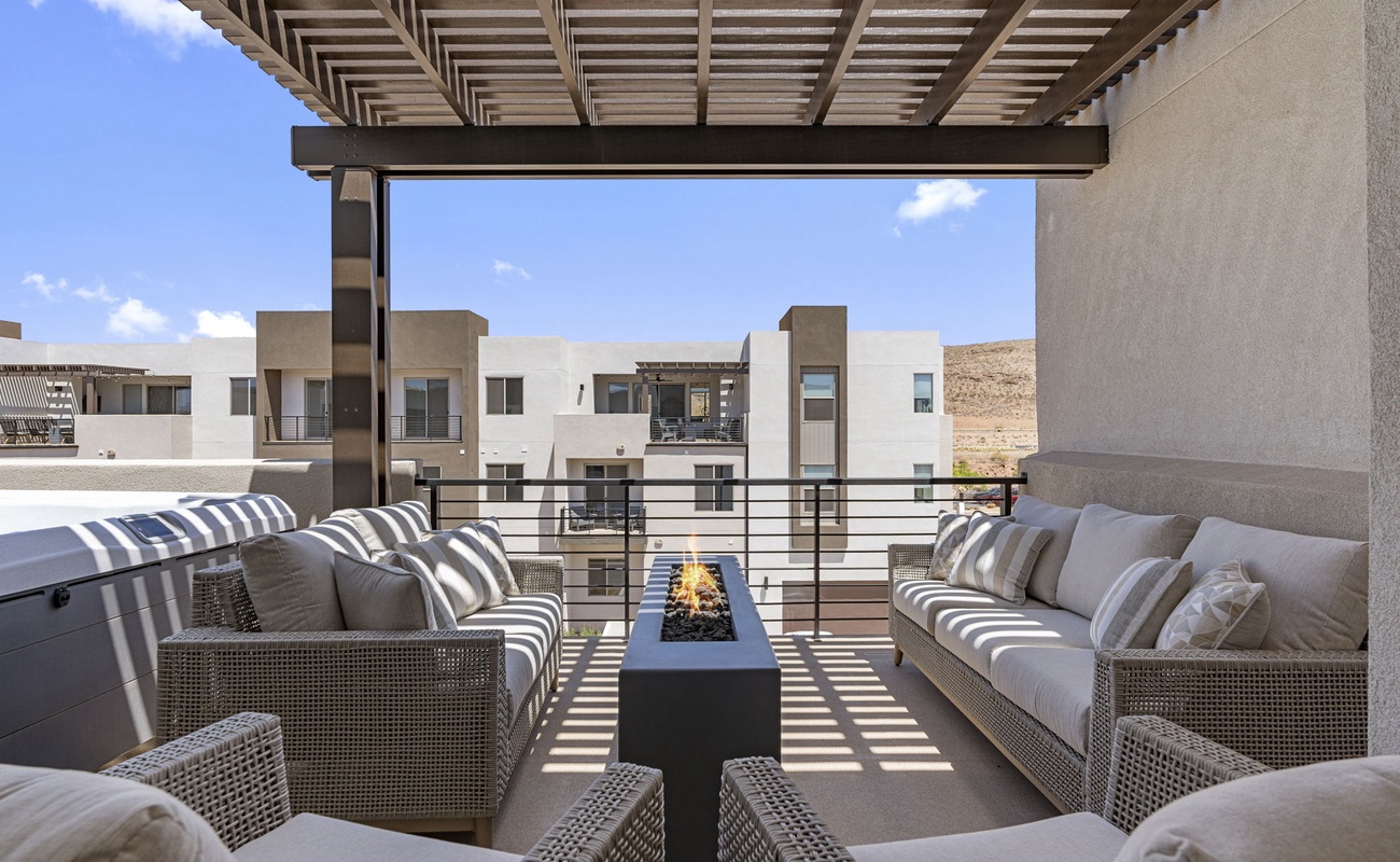 Outdoor Seating + Fire Table