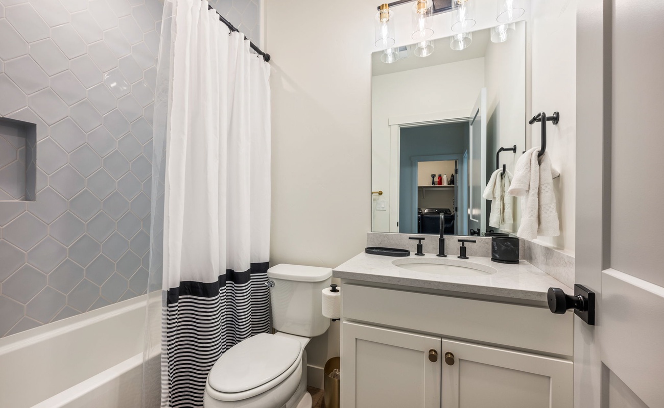 Main Bathroom