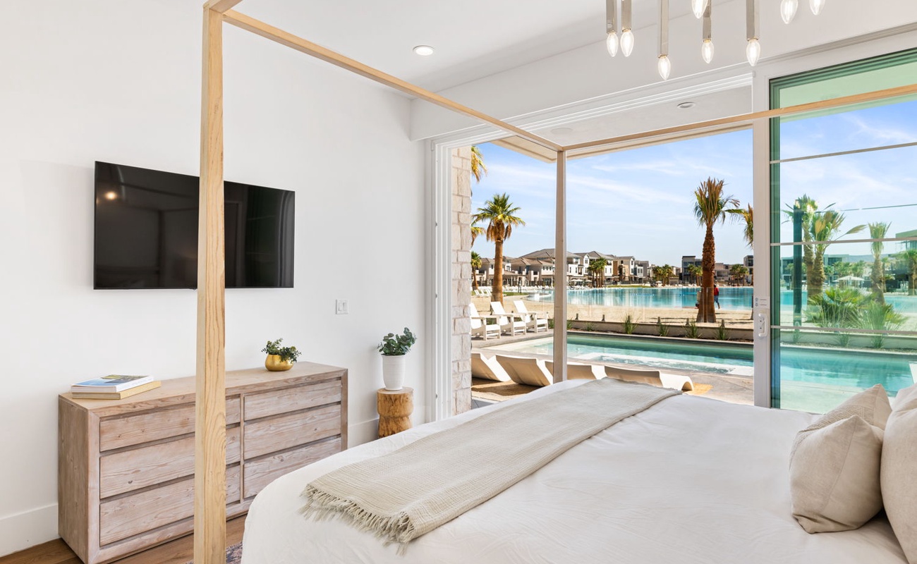 King Bedroom with Pool Views