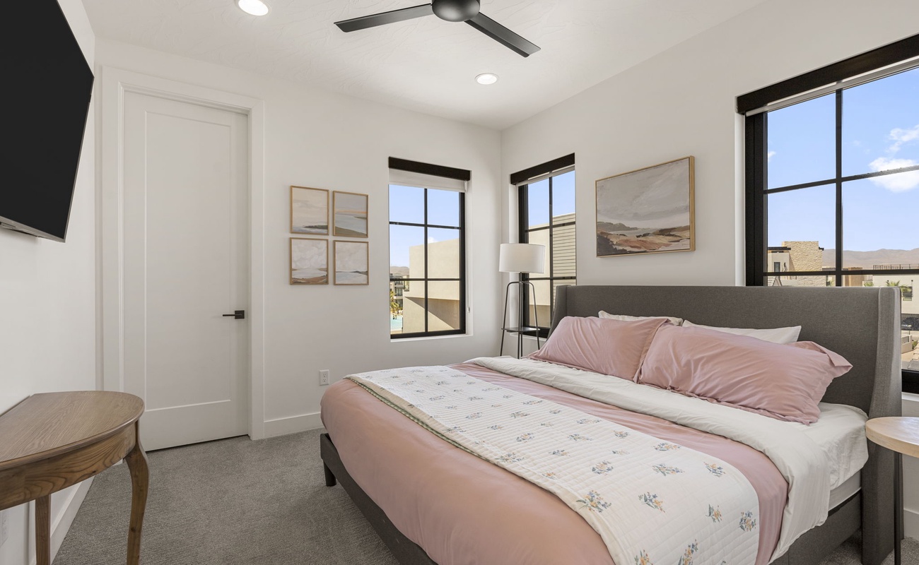 King Bedroom