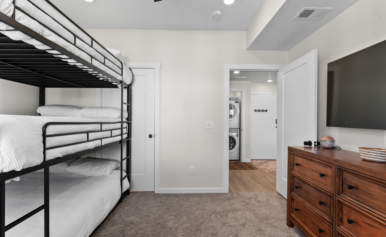 Triple Double Bunks + Twin Bedroom
