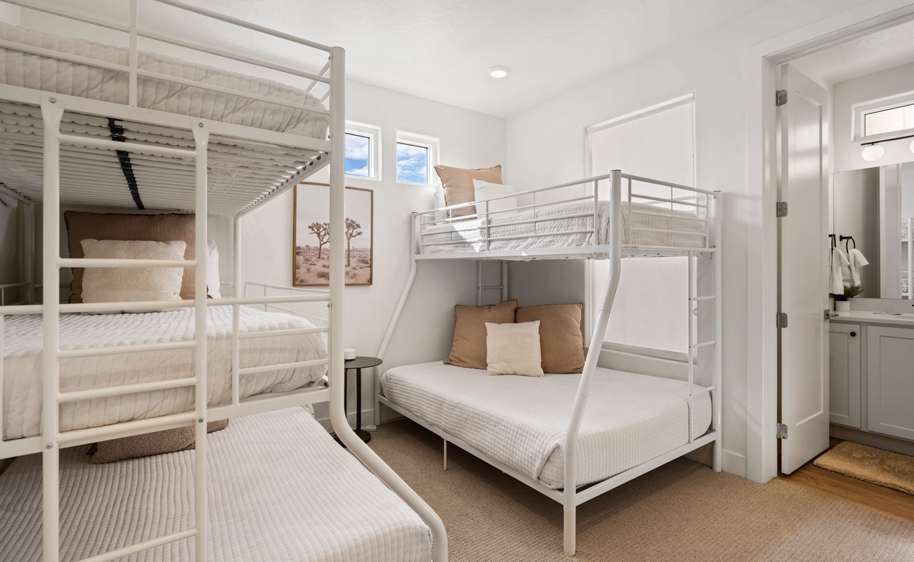 1 T/T/T Bunk and 1 T/F Bunk