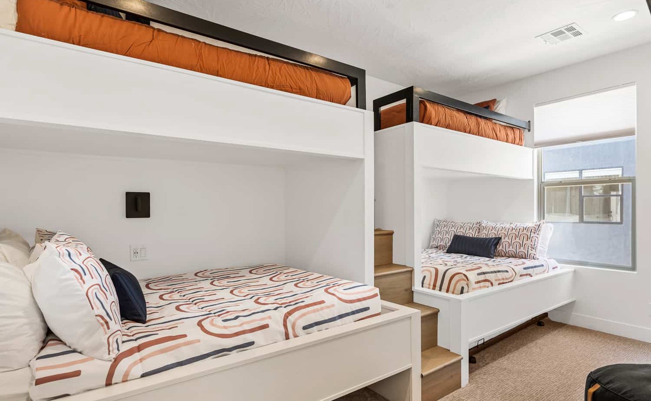 2T/F w/ 1T Trundle Bunk Room