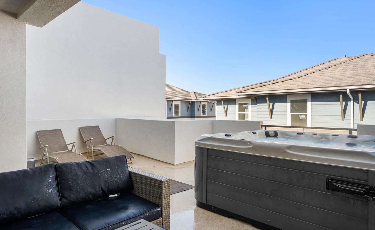 Rooftop Patio with Private Hot Tub