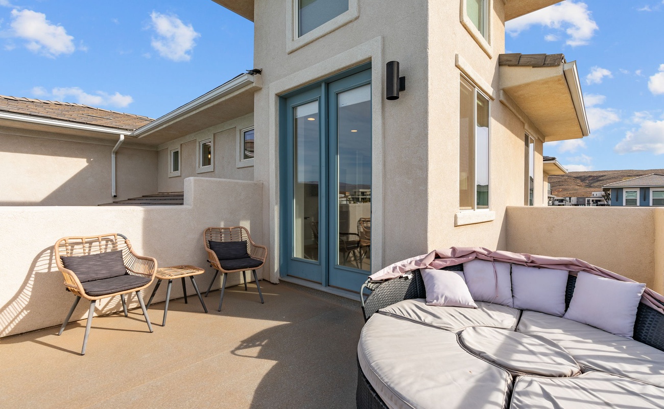 Private Deck