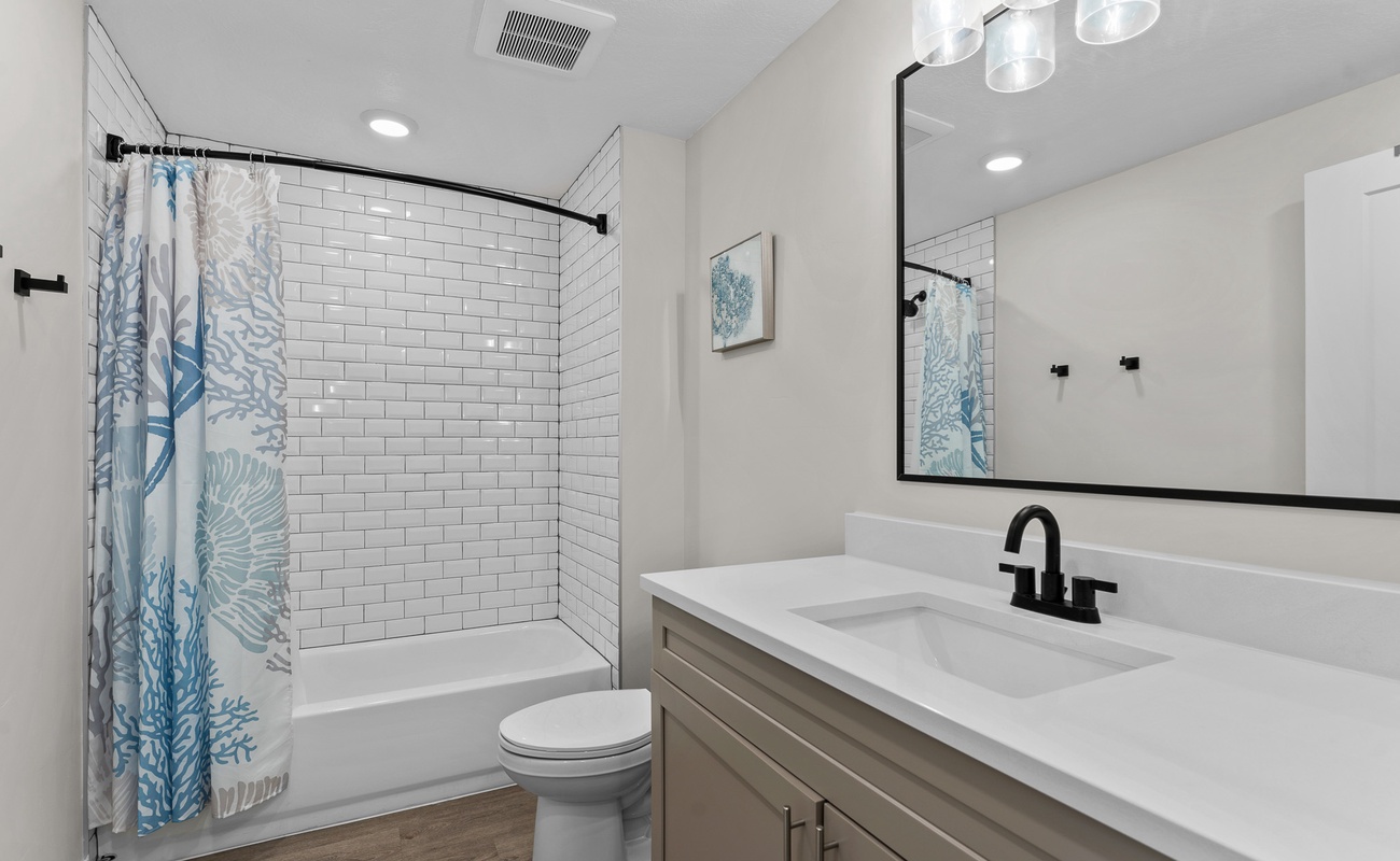 Full Bathroom