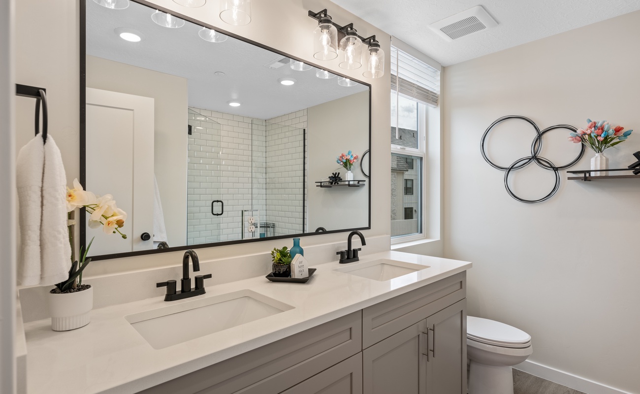 Double Sink Bathroom