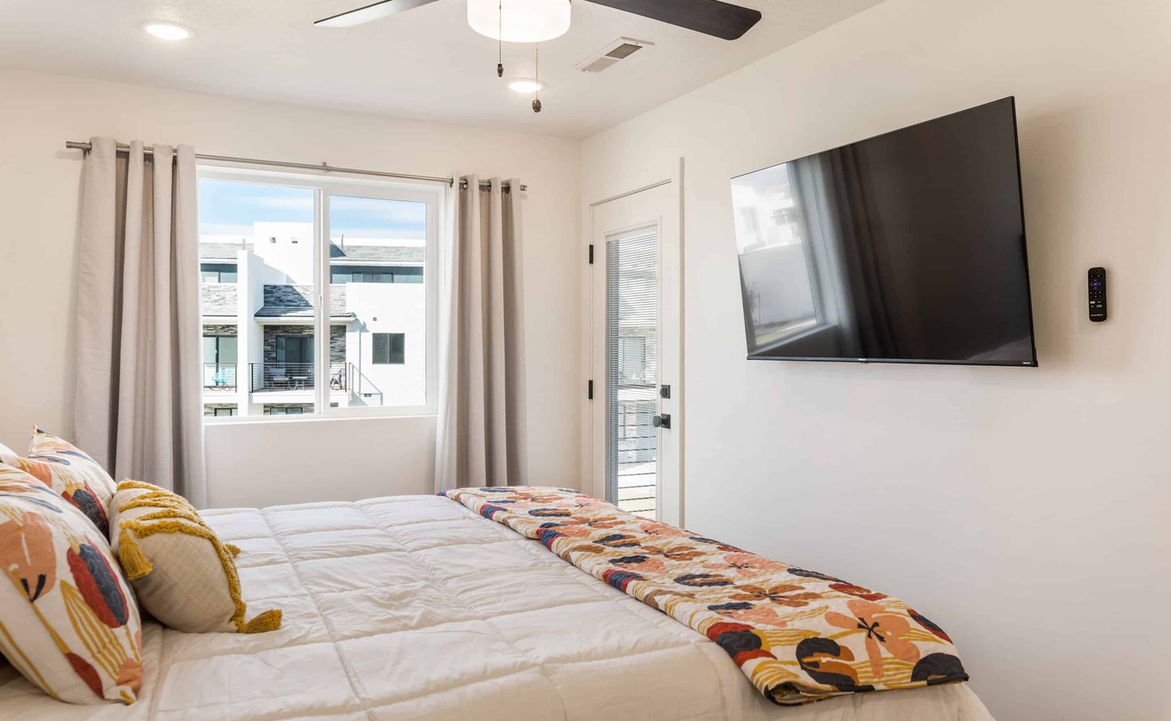 2nd Floor King Master