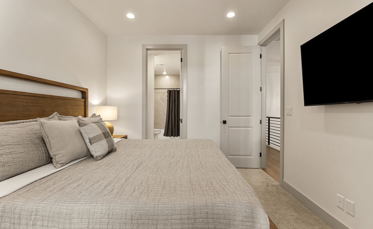 King Bedroom