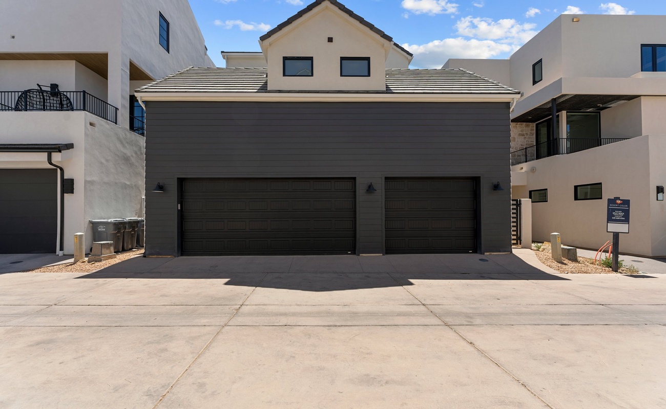 Triple Car Garage
