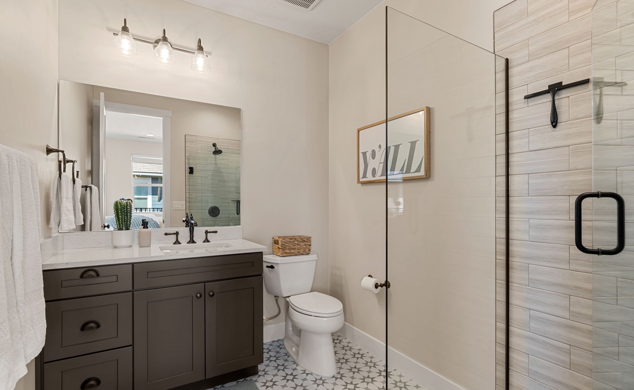 Detached Casita- Bathroom