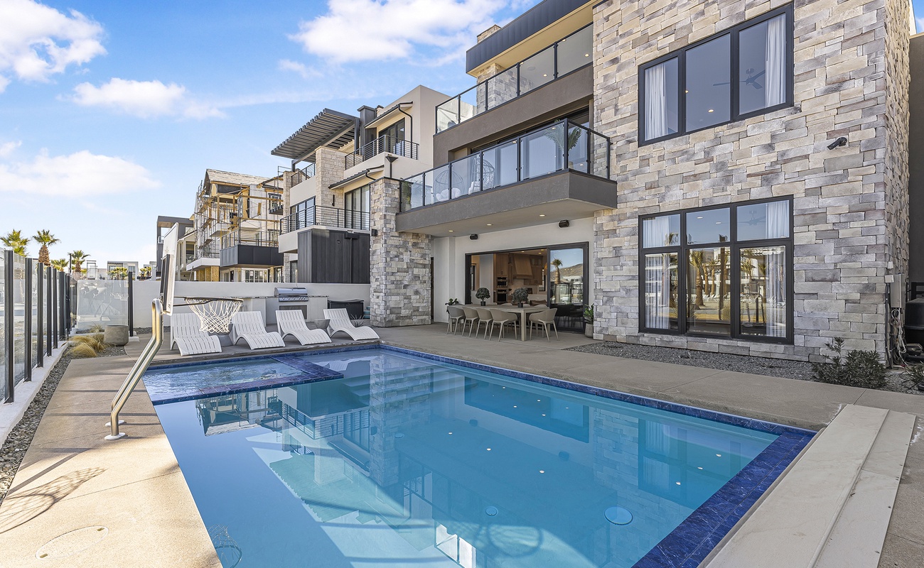 Private Pool and Hot Tub with Lagoon Front Beach Access
