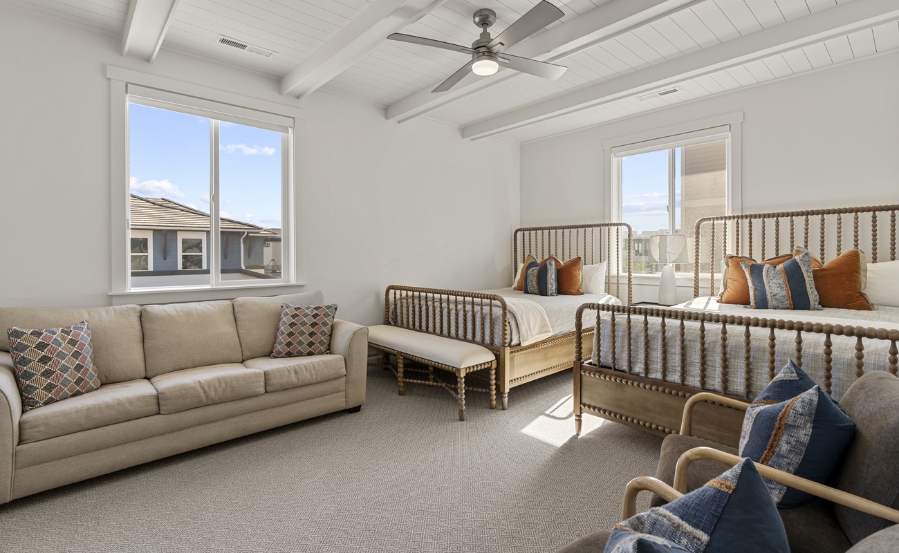 2 Queen Beds, Full Sofa Sleeper