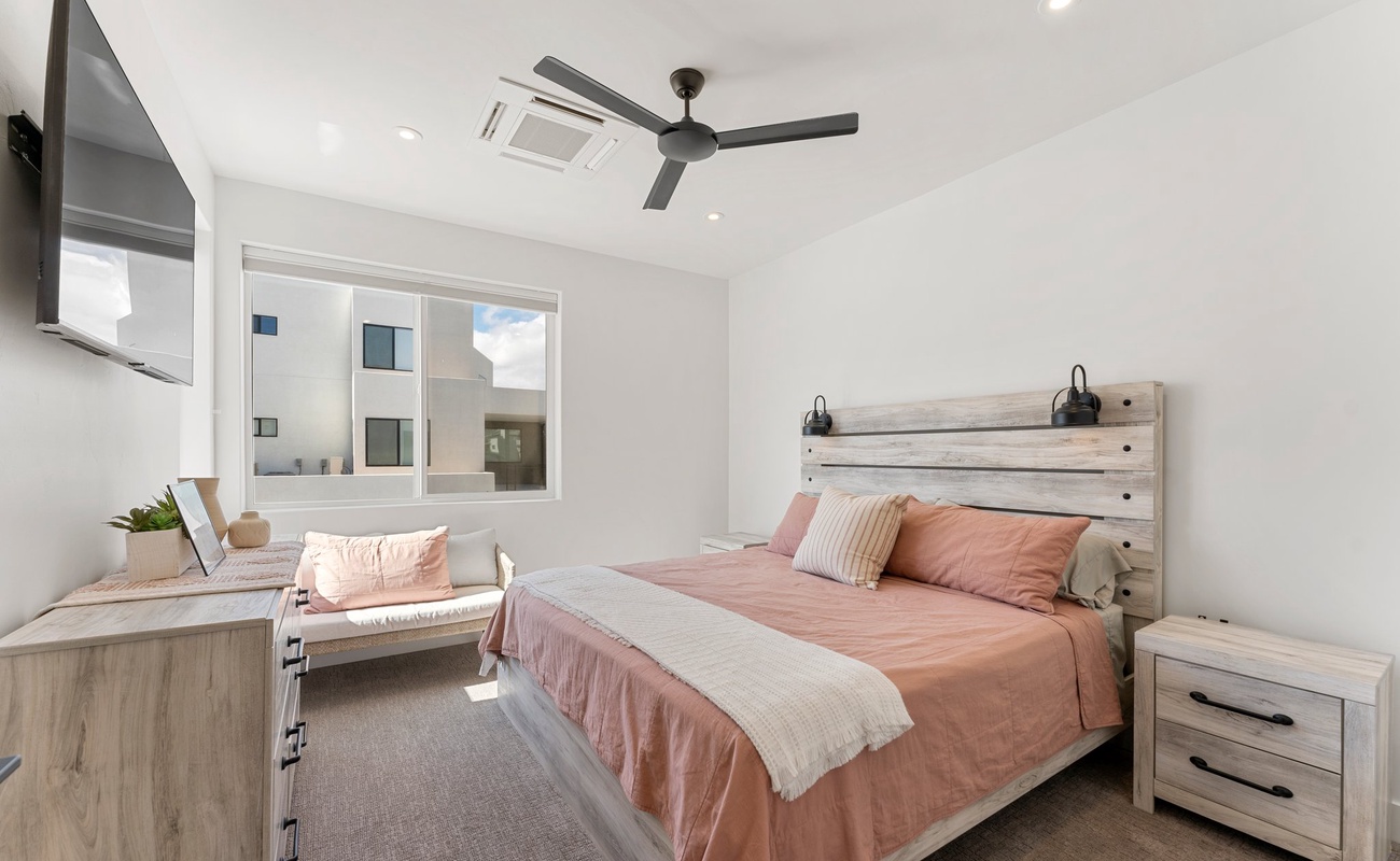 Casita King Bedroom