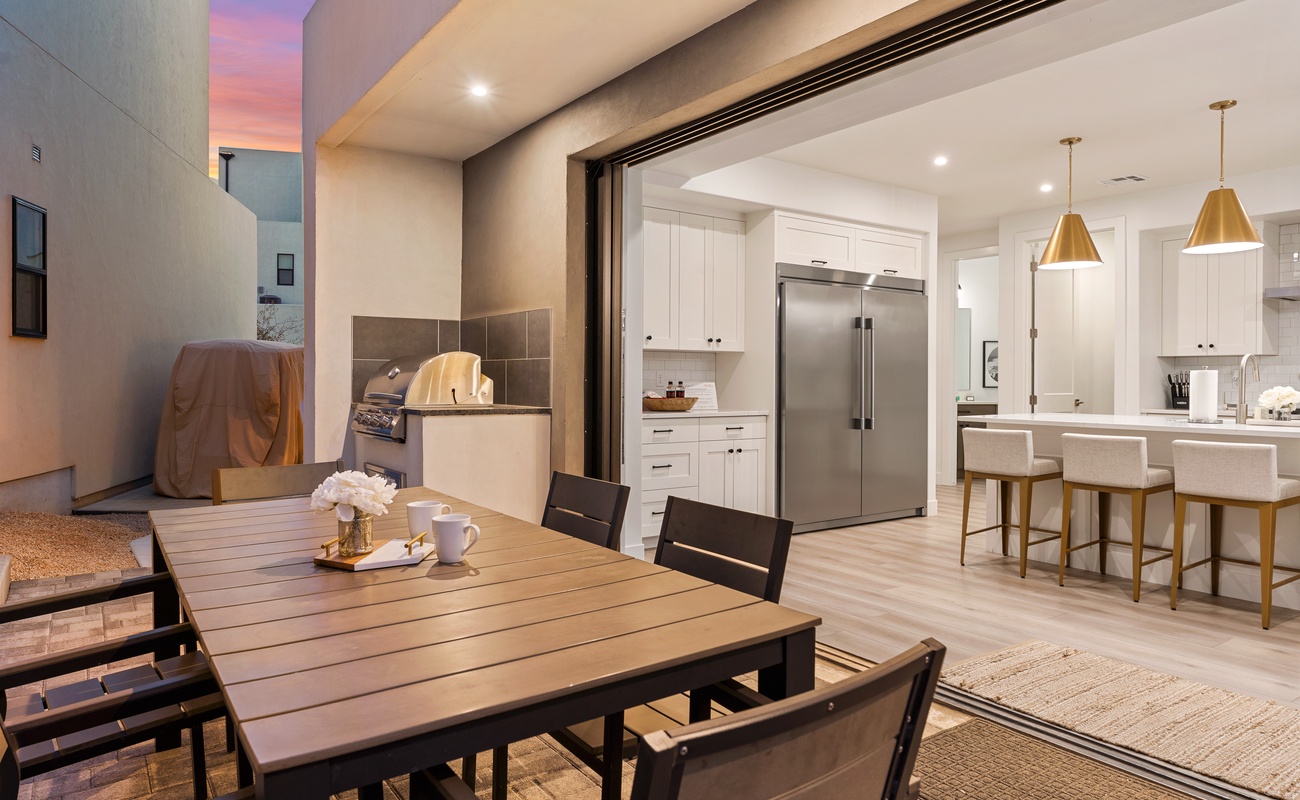 Outdoor Dining Table