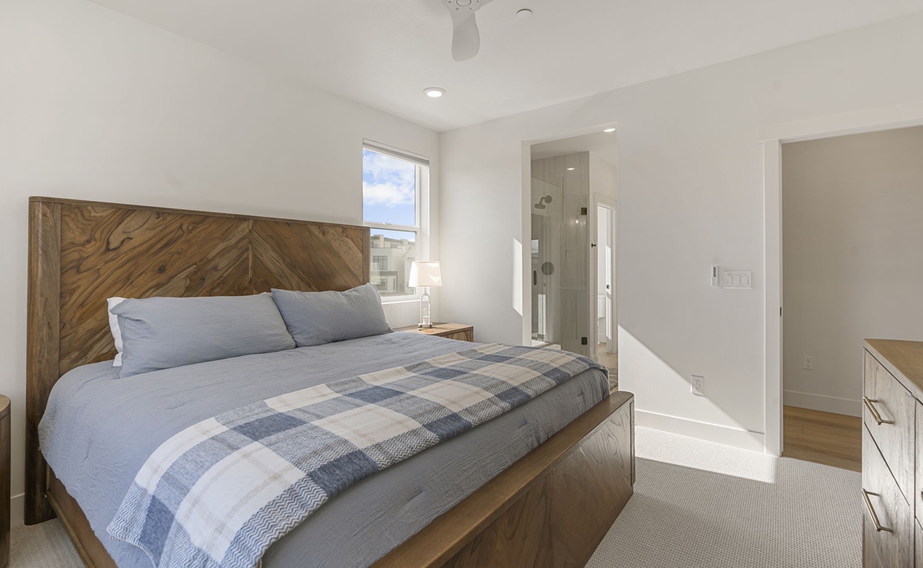 King Bedroom