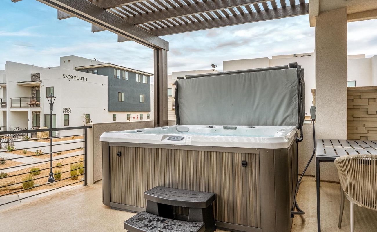 Private Hot Tub
