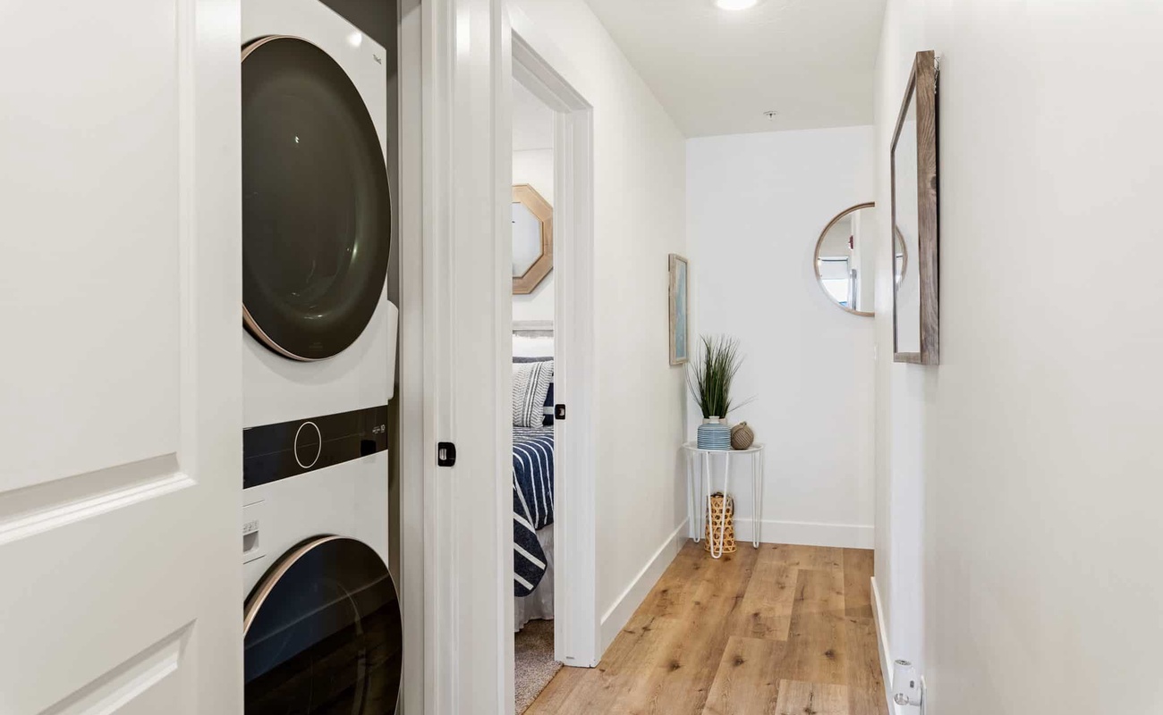 Hallway/Washer and Dryer