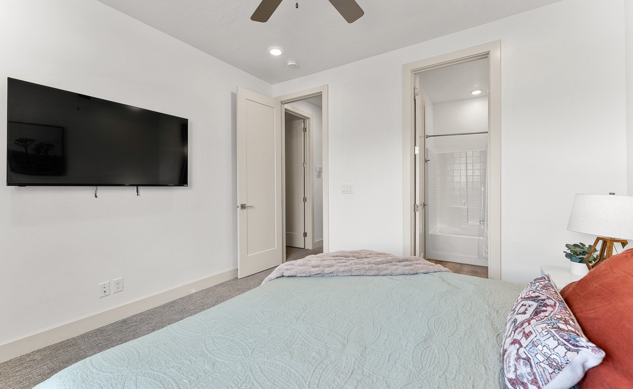 King Bed with Attached Bath