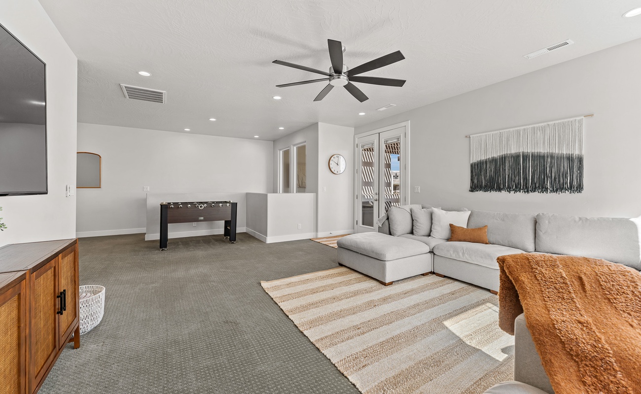 2nd Floor Living Space