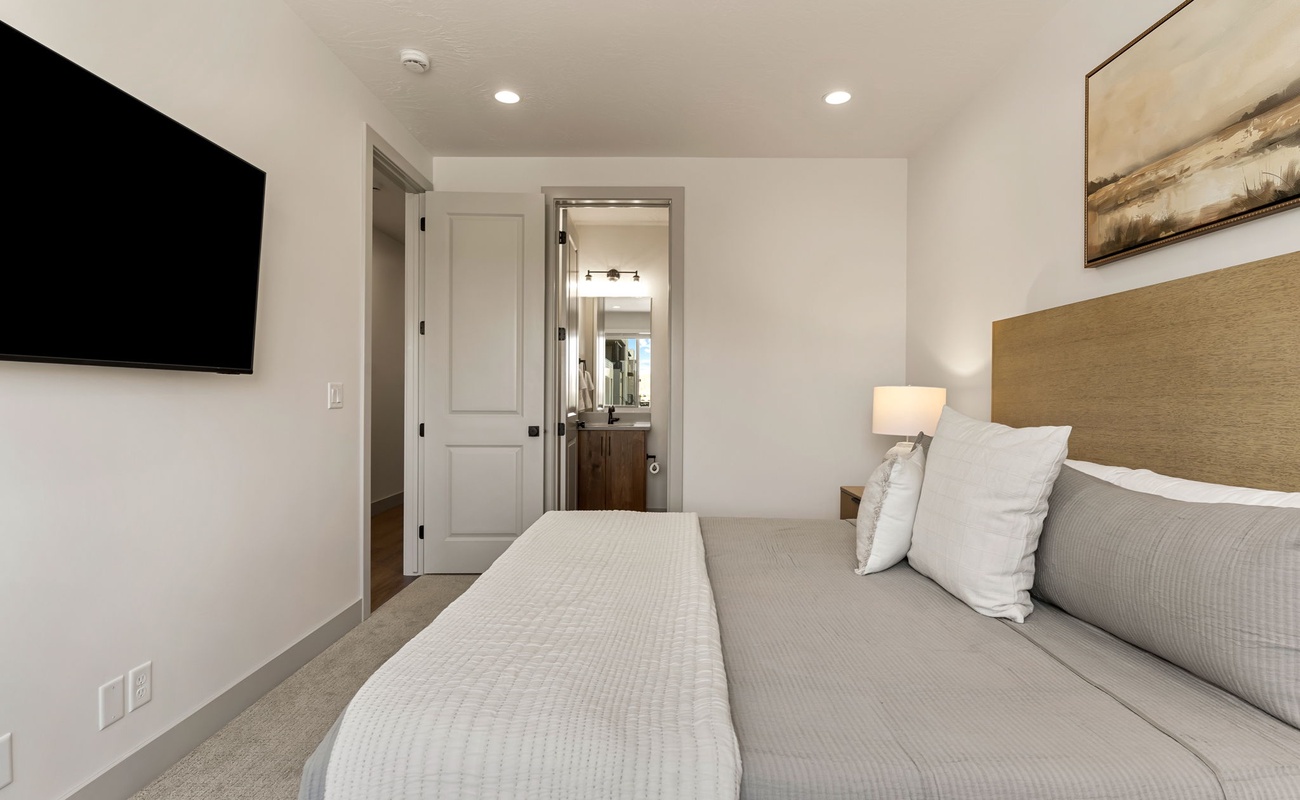 King Bedroom