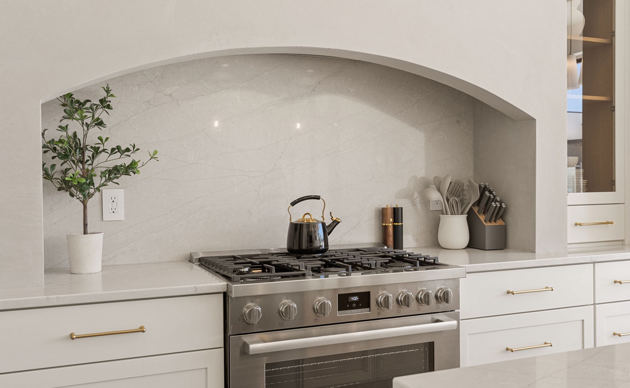 Unit B - Fully Equipped Kitchen