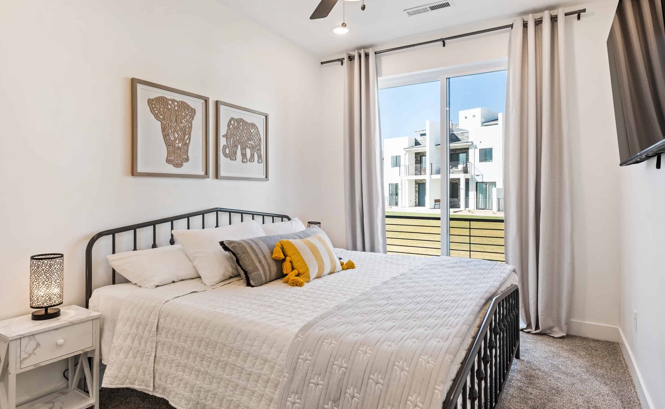 First Floor King Master Bedroom