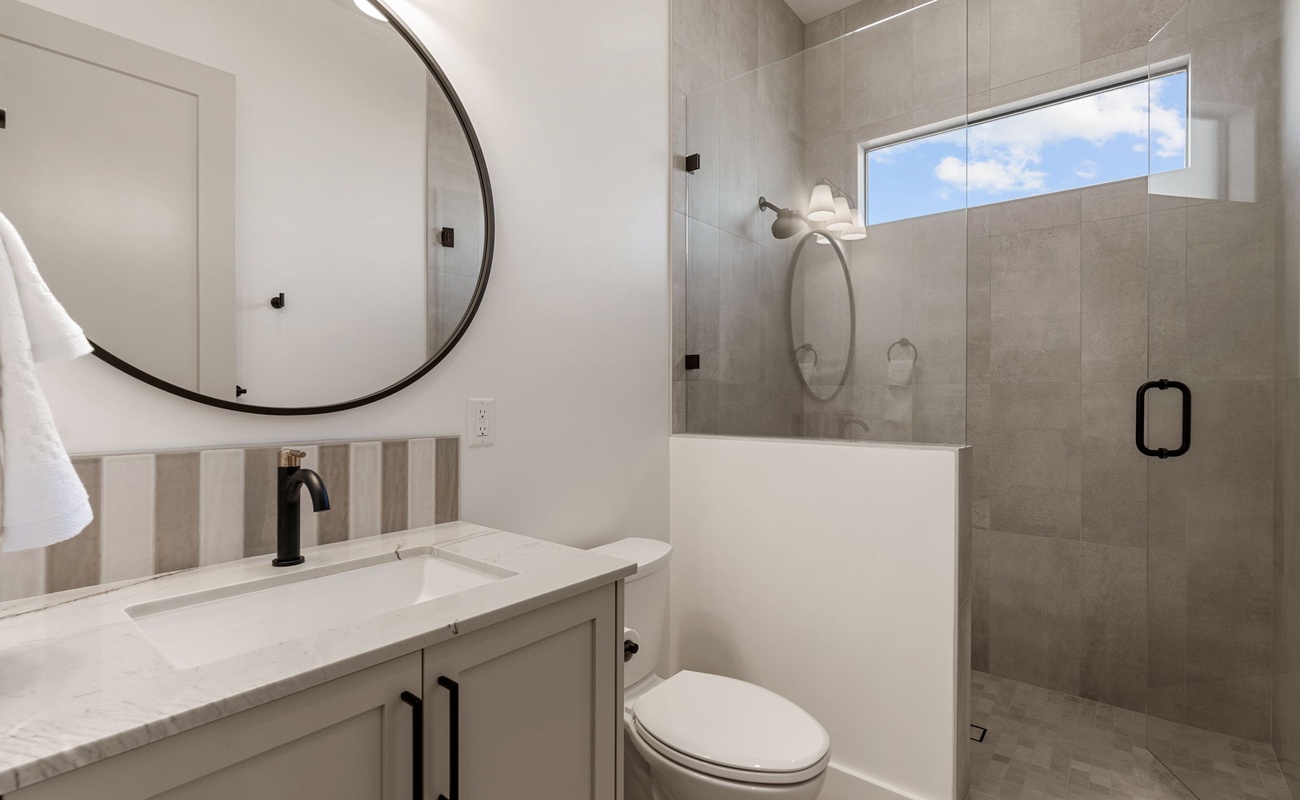 House 1: Bathroom