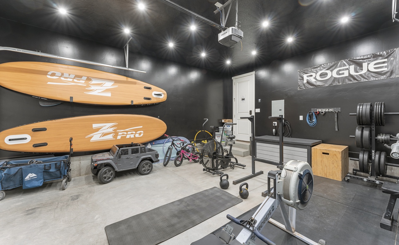 Garage Gym and Amenities