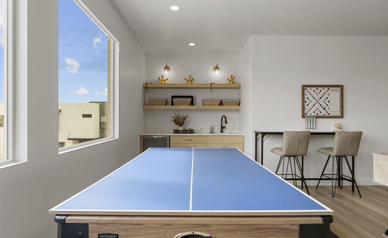 Air Hockey, Table Tennis / Converts to a Game Table