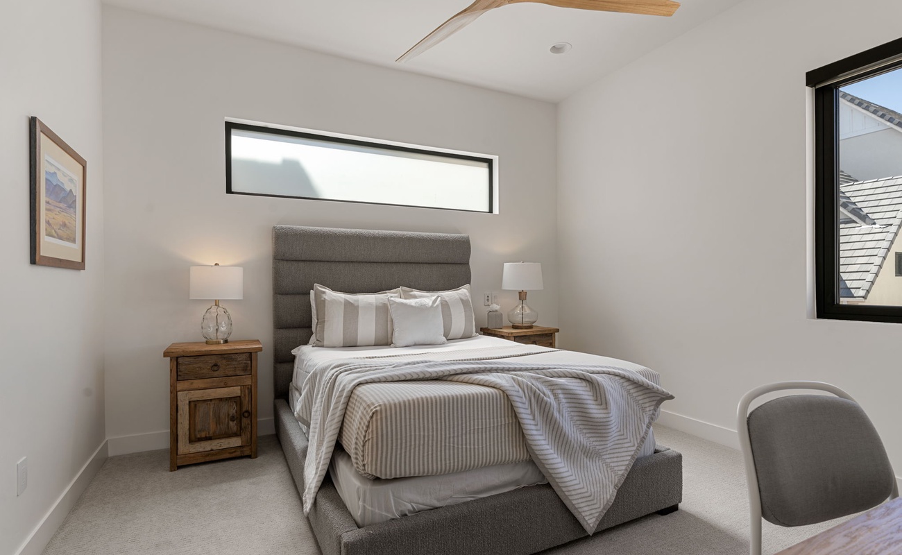 Queen Bedroom