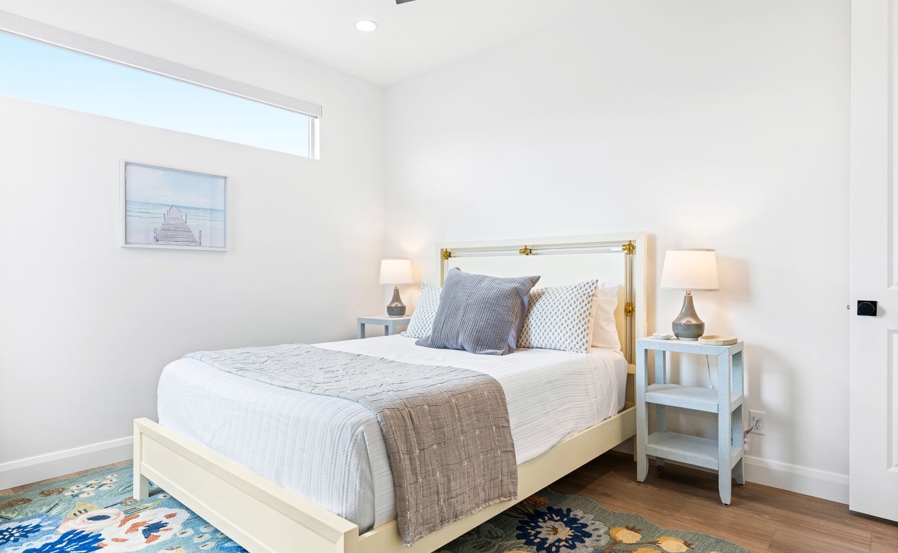 Queen Bedroom